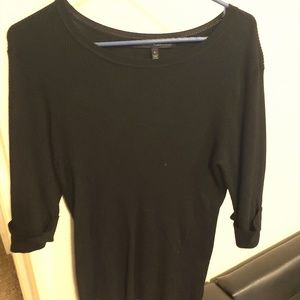 White House Black Market 1/2 sleeve Crew Neck
